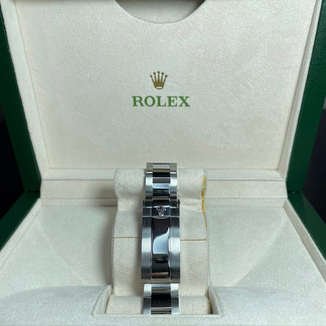 Orologio Rolex Daytona Panda 40 mm cinturino acciaio inox, presentato in scatola rolex.