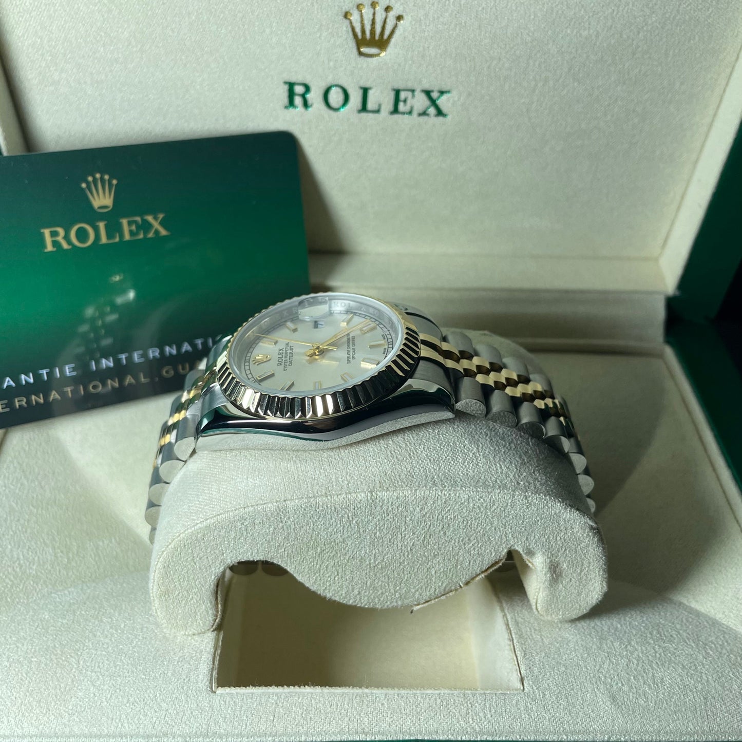 Orologio Rolex Datejust 36mm cinturino in acciaio oro jubilee, presentato in scatola rolex.