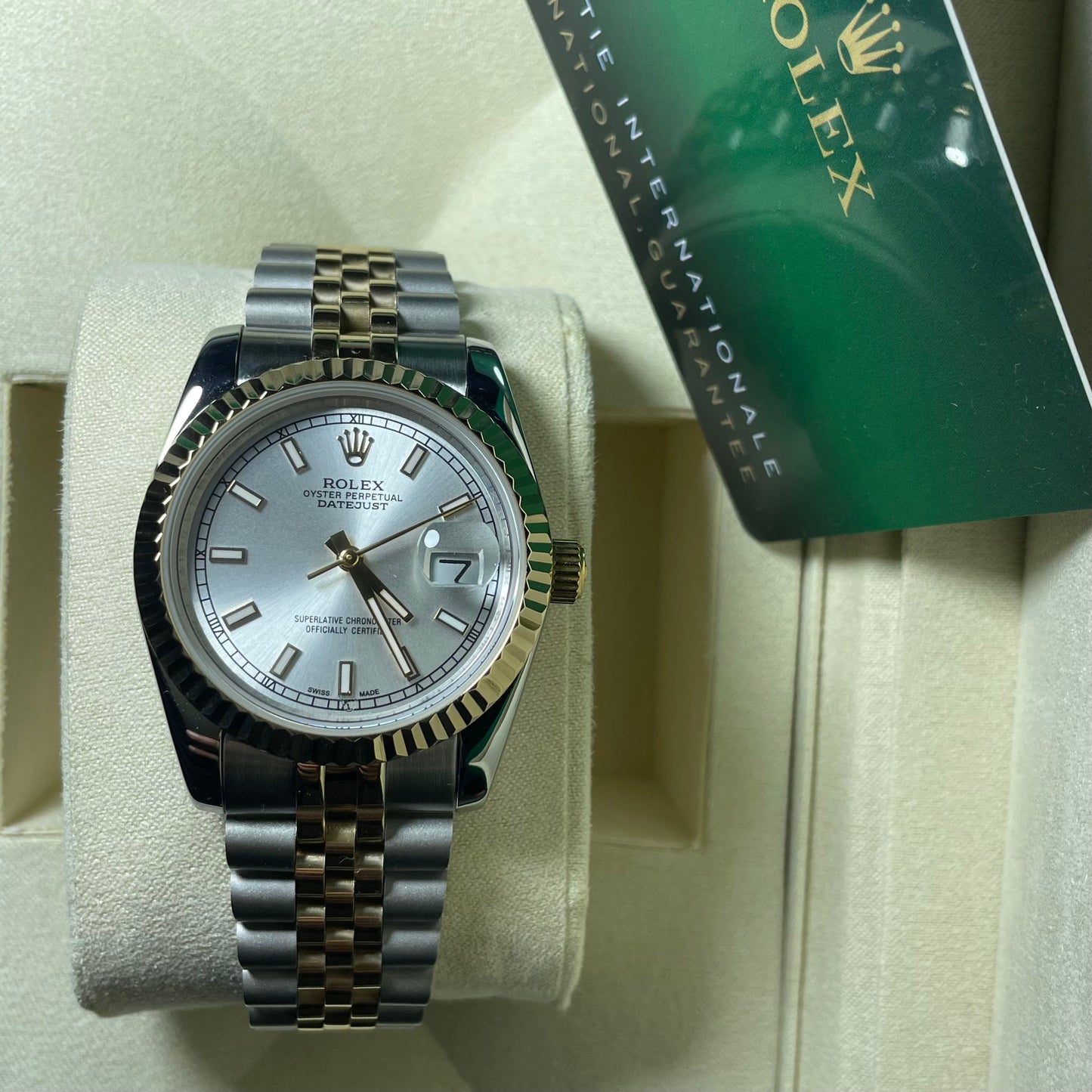 Orologio Rolex Datejust 36mm cinturino in acciaio oro jubilee, presentato in scatola rolex.