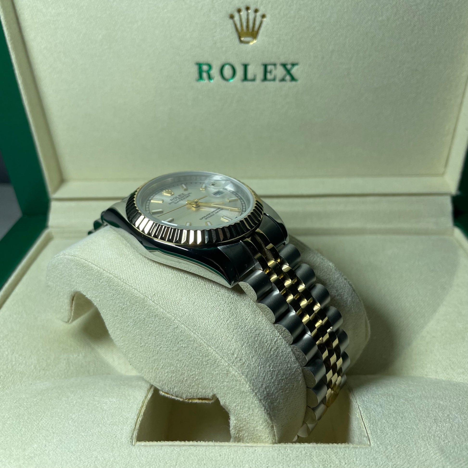 Orologio Rolex Datejust 36mm cinturino in acciaio oro jubilee, presentato in scatola rolex.