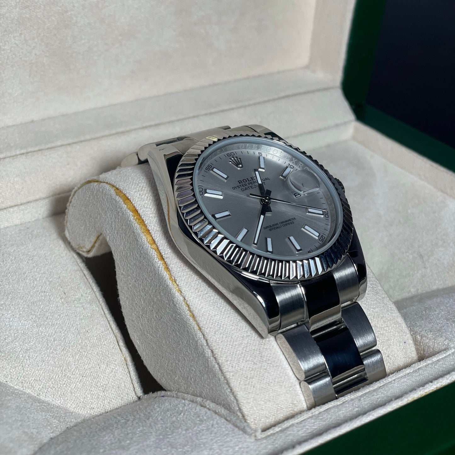 Orologio Rolex Datejust 41 mm oyster cinturino in acciaio inox jubilee, presentato in scatola rolex.