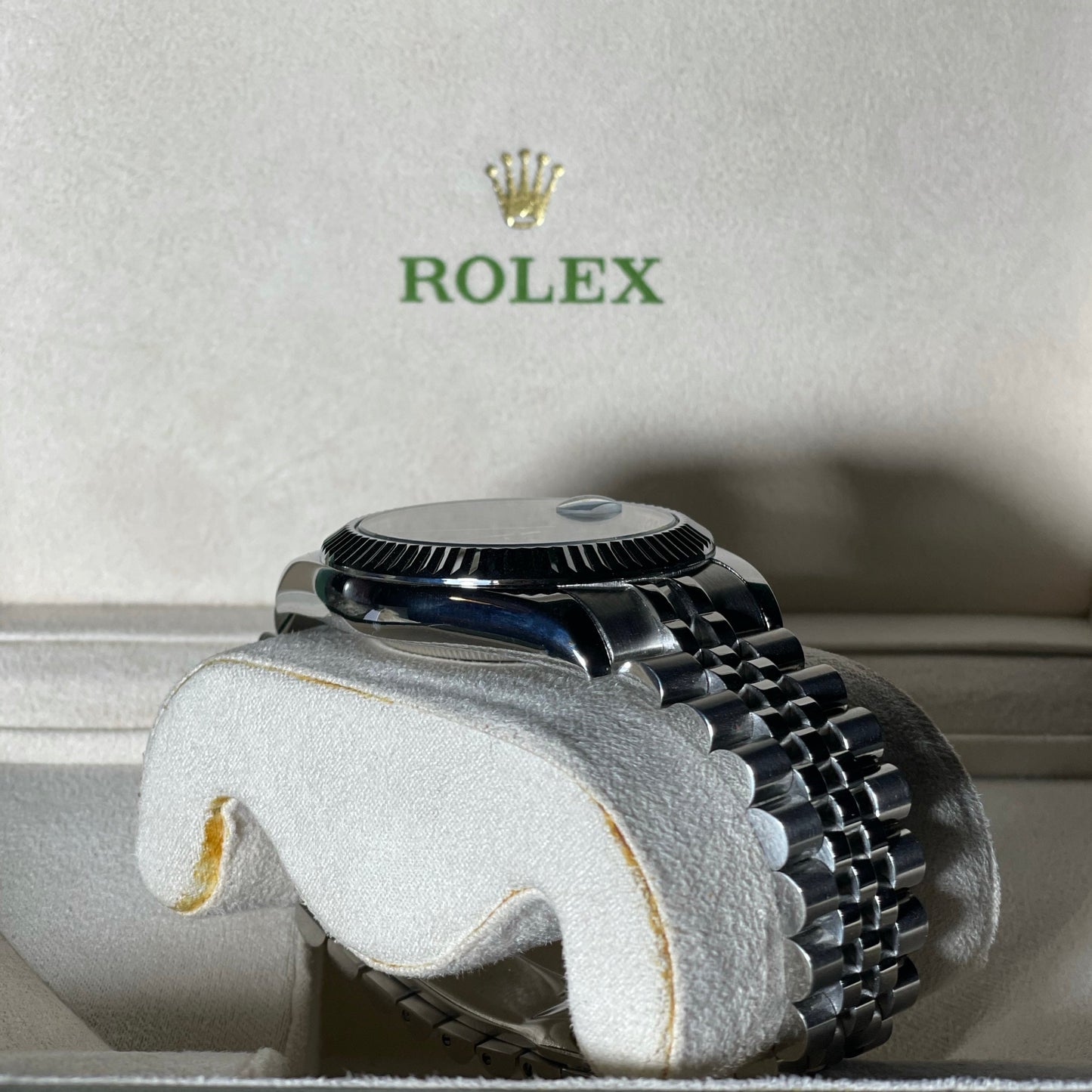 Orologio Rolex Datejust 41 mm oyster cinturino in acciaio inox jubilee, presentato in scatola rolex.