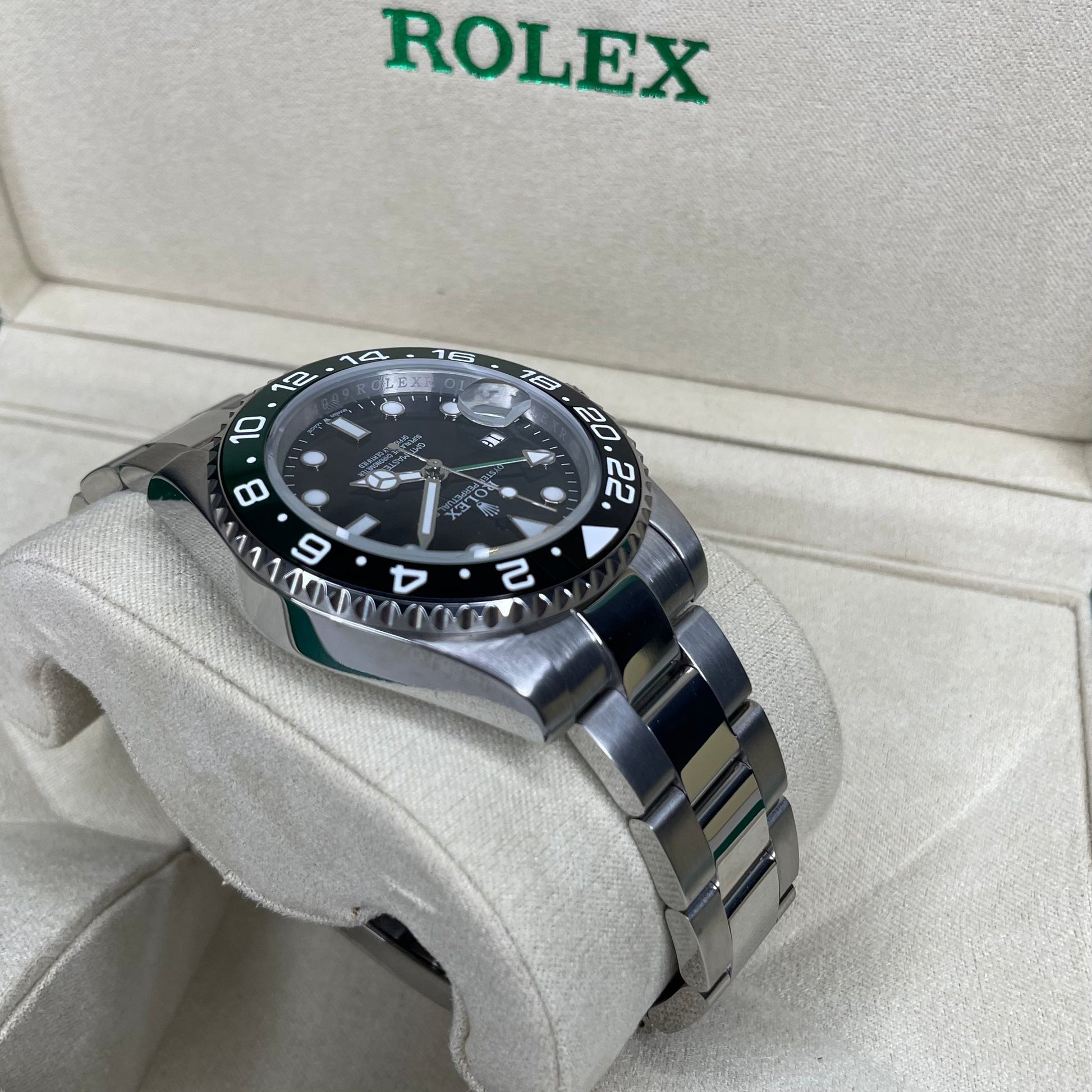 Orologio Rolex GMT Master Sprite 40 mm cinturino acciaio inox oystre, presentato in scatola rolex.