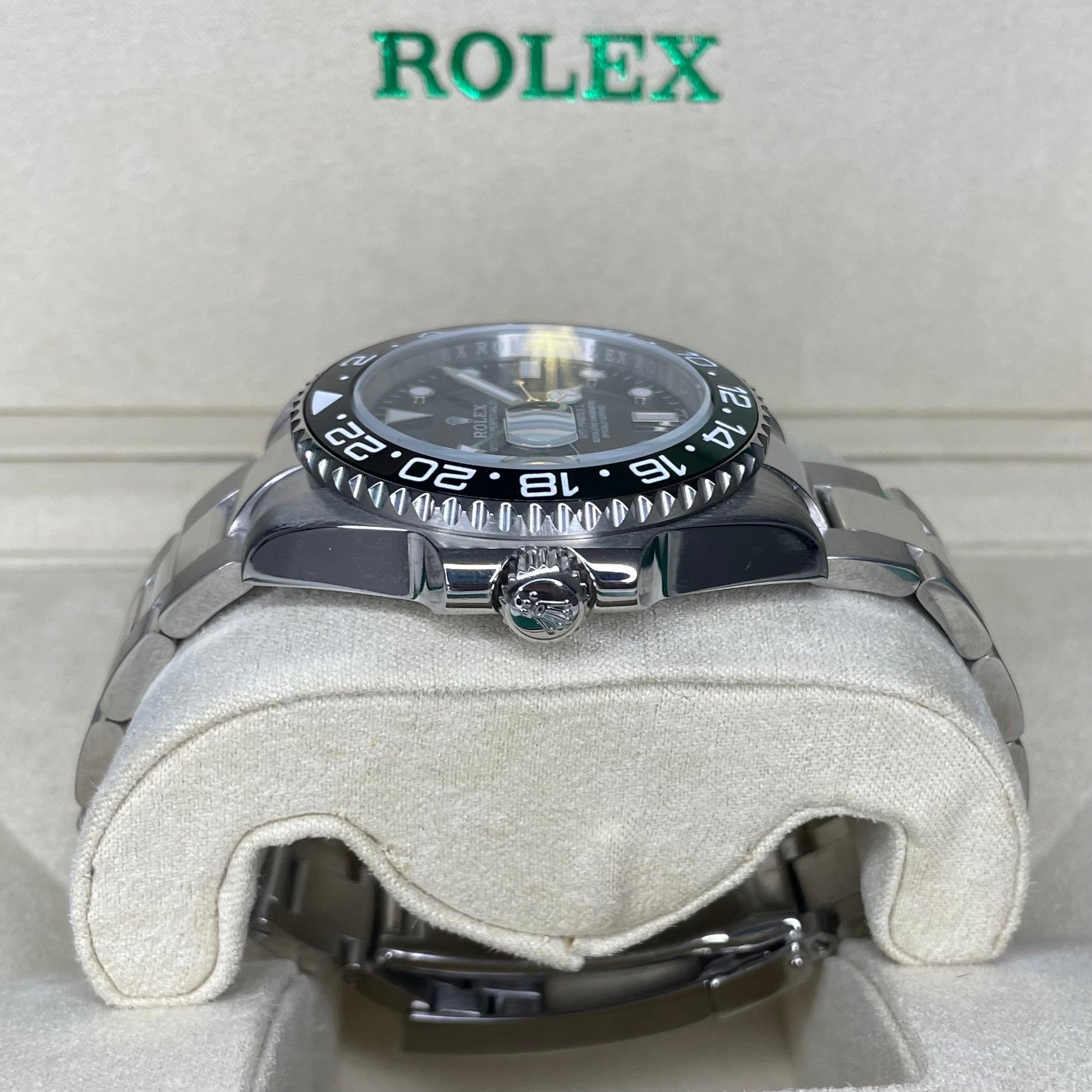 Orologio Rolex GMT Master Sprite 40 mm cinturino acciaio inox oystre, presentato in scatola rolex.