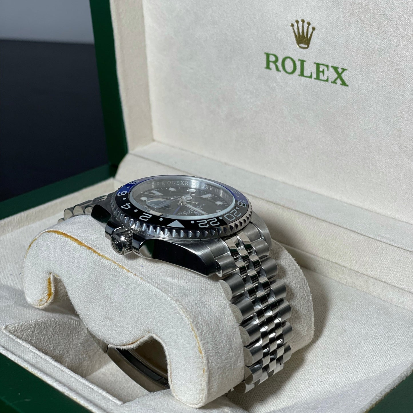 Orologio Rolex GMT Master Batman 40 mm cinturino acciaio inox jubilee, presentato in scatola rolex.