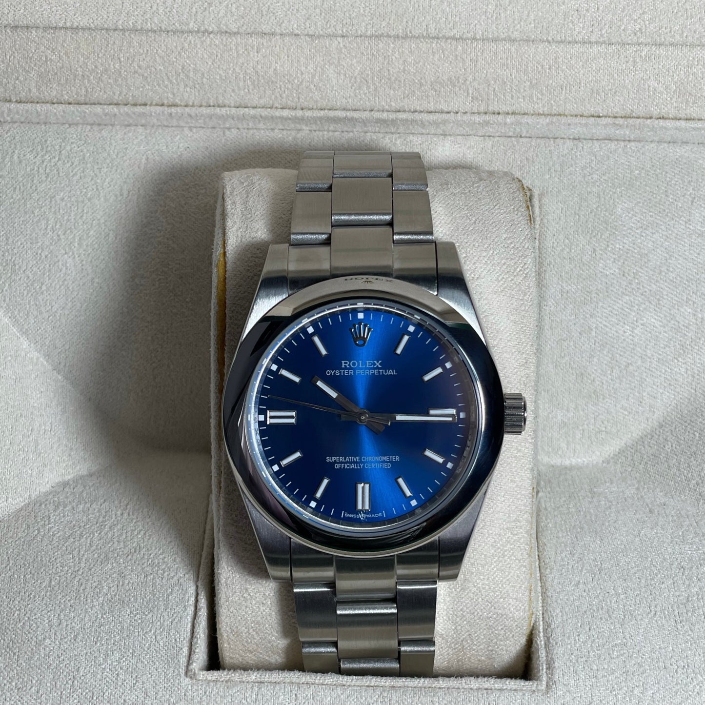 Orologio Rolex Oyster Perpetual Blu 41 mmm cinturino acciaio inox oystre, presentato in scatola rolex.